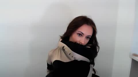 Snapshot of nikonara_ chatting on October 15, 12:38 pm nikonara_ online show from October 15, 12:38 pm