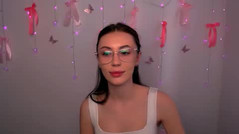 nikonara_ online show from April 14, 12:22 pm