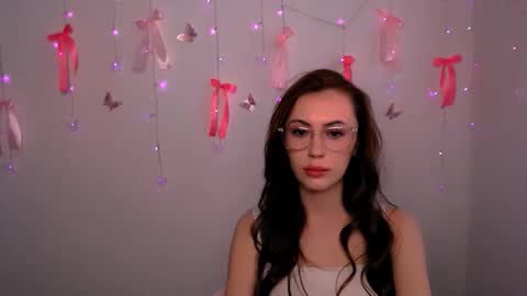 nikonara_ online show from April 26, 10:46 am