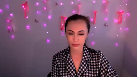 nikonara_ online show from May 21, 12:23 pm