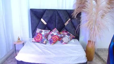 Niko online show from February 10, 1:37 pm