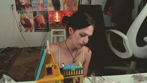 Veronica online show from March 4, 12:33 pm