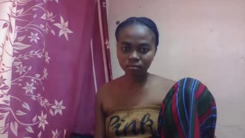 Snapshot of nilahmarie chatting on September 16, 11:22 am nilah online show from September 16, 11:22 am