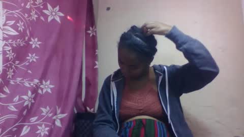 Snapshot of nilahmarie chatting on September 20, 12:39 pm nilah online show from September 20, 12:39 pm