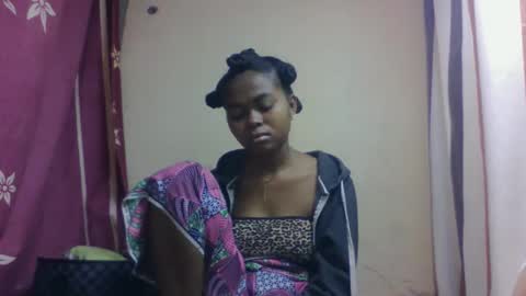 Snapshot of nilahmarie chatting on September 29, 9:58 am nilah online show from September 29, 9:58 am