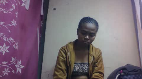 Snapshot of nilahmarie chatting on October 14, 6:25 am nilah online show from October 14, 6:25 am