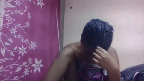 Snapshot of nilahmarie chatting on October 15, 8:47 am nilah online show from October 15, 8:47 am