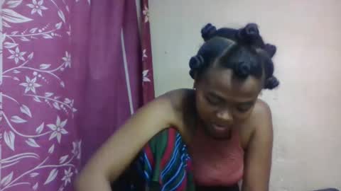 nilah online show from December 17, 4:51 am