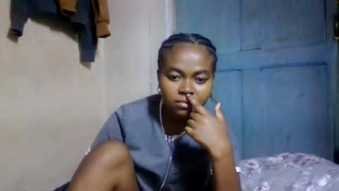 Snapshot of nilahmarie chatting on June 22, 7:38 am nilah online show from June 22, 7:38 am