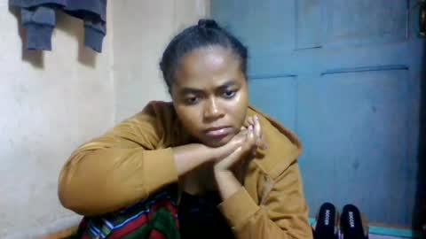 Snapshot of nilahmarie chatting on June 30, 3:35 pm nilah online show from June 30, 3:35 pm