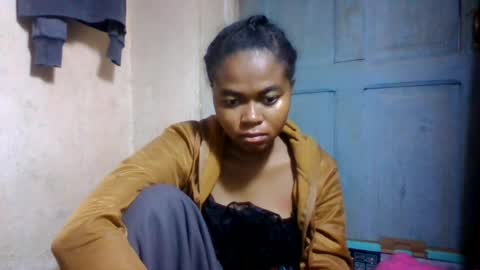 Snapshot of nilahmarie chatting on July 2, 3:23 am nilah online show from July 2, 3:23 am