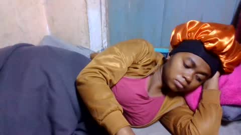 Snapshot of nilahmarie chatting on July 14, 2:38 am nilah online show from July 14, 2:38 am