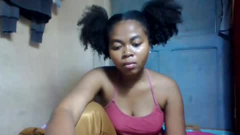 Snapshot of nilahmarie chatting on July 24, 7:06 am nilah online show from July 24, 7:06 am