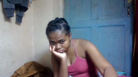 Snapshot of nilahmarie chatting on July 29, 3:54 pm nilah online show from July 29, 3:54 pm
