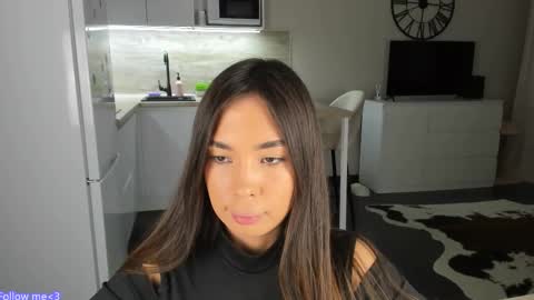 Bella online show from March 2, 11:20 pm