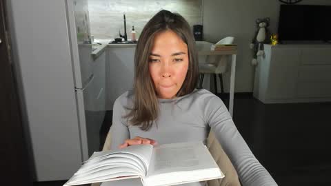 Bella online show from September 23, 2:36 am