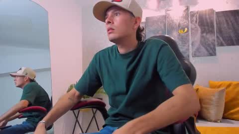 Nils online show from March 11, 5:05 am