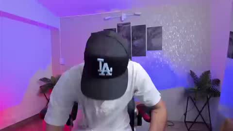 Nils online show from September 24, 4:05 am