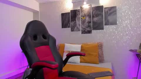 Nils online show from October 2, 4:08 am