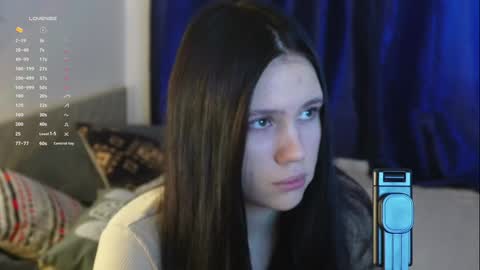 Jennet online show from December 6, 11:11 am