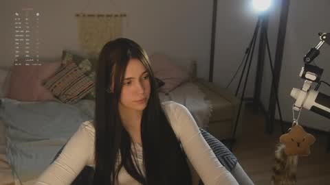 Jennet online show from May 7, 6:57 pm