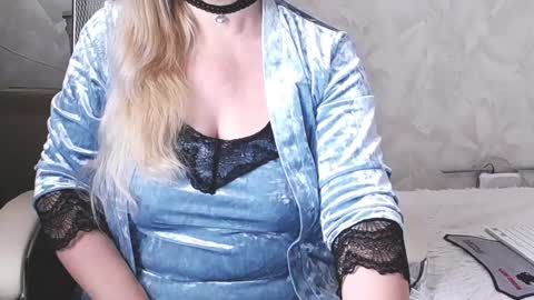 Nimfalove online show from December 7, 10:23 am