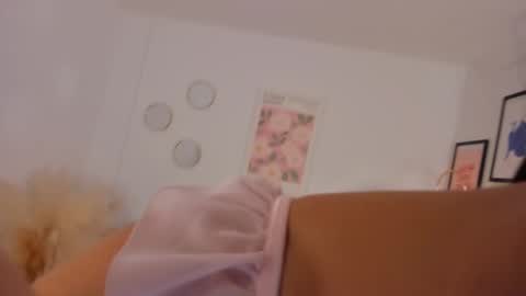 NINA online show from December 17, 12:12 am