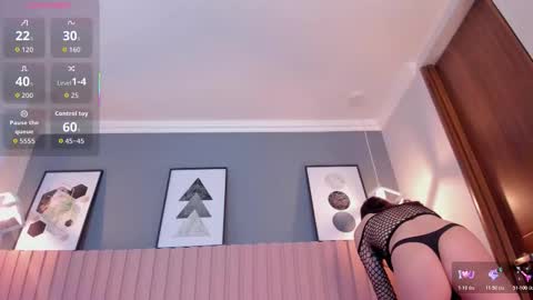 nina_ford_ online show from January 15, 3:00 am