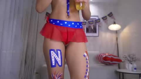 Snapshot of nina_ponse chatting on July 4, 8:37 pm Natalia FOLLOW ME ---- nathy po online show from July 4, 8:37 pm
