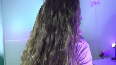 nina_princesa online show from January 19, 1:15 pm