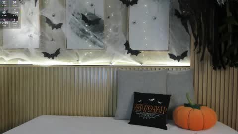 Snapshot of nina_soul chatting on October 25, 11:51 am NINA online show from October 25, 11:51 am