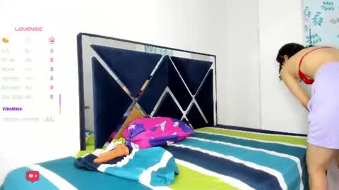 nina_vergara online show from July 8, 1:32 am
