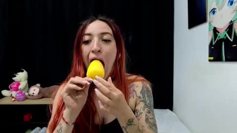 Snapshot of ninaa_fox chatting on January 8, 8:18 pm Ninaa fox online show from January 8, 8:18 pm