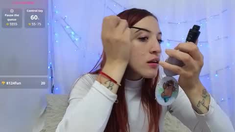 Snapshot of ninaa_fox chatting on May 8, 2:00 pm Ninaa fox online show from May 8, 2:00 pm