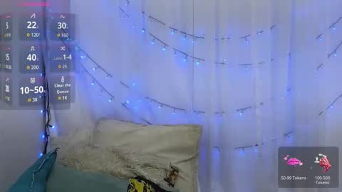 Snapshot of ninaa_fox chatting on May 13, 4:59 pm Ninaa fox online show from May 13, 4:59 pm