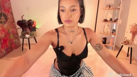 Snapshot of ninaa_sky chatting on October 30, 2:29 pm online show from October 30, 2:29 pm