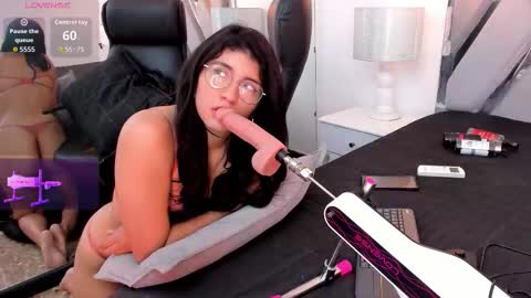 Nina online show from December 2, 7:20 pm