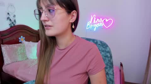 Snapshot of ninabryon1 chatting on December 18, 5:00 pm Nina online show from December 18, 5:00 pm