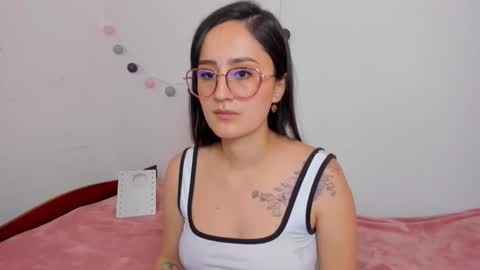 Snapshot of ninabryon1 chatting on October 28, 1:36 pm Nina online show from October 28, 1:36 pm