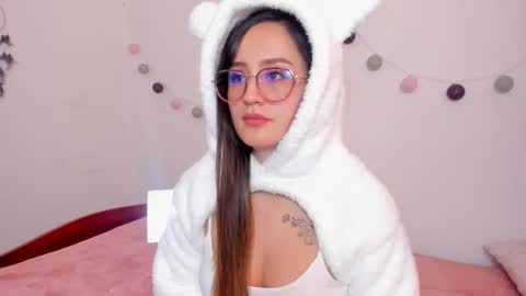 Snapshot of ninabryon1 chatting on October 30, 11:55 am Nina online show from October 30, 11:55 am