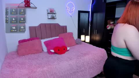 Nina online show from February 24, 7:12 pm