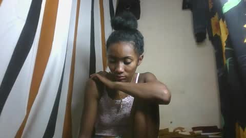 ninaeaa online show from November 27, 8:49 am