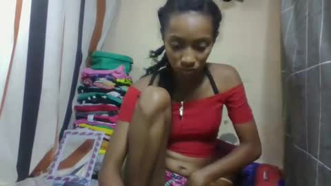 ninaeaa online show from March 4, 6:14 pm