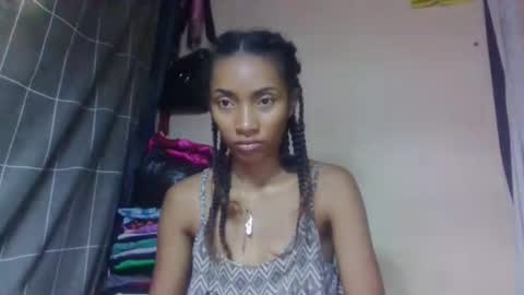 ninaeaa online show from April 23, 7:20 am