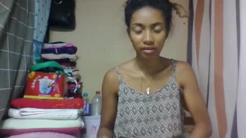 Snapshot of ninaeaa chatting on May 12, 6:43 am ninaeaa online show from May 12, 6:43 am