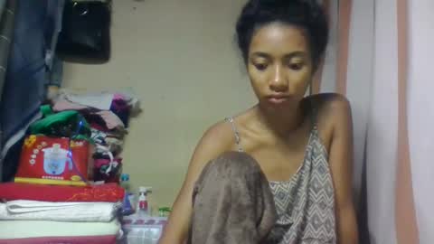 Snapshot of ninaeaa chatting on May 13, 2:31 am ninaeaa online show from May 13, 2:31 am