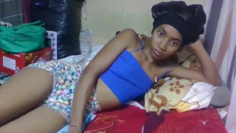 Snapshot of ninaeaa chatting on May 29, 2:31 am ninaeaa online show from May 29, 2:31 am