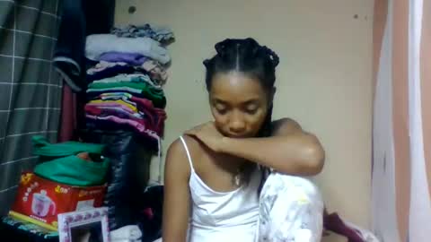 Snapshot of ninaeaa chatting on May 30, 6:49 pm ninaeaa online show from May 30, 6:49 pm