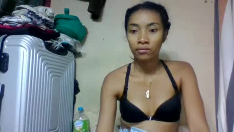 Snapshot of ninaeaa chatting on June 16, 7:55 am ninaeaa online show from June 16, 7:55 am