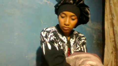 Snapshot of ninaeaa chatting on June 27, 3:33 am ninaeaa online show from June 27, 3:33 am
